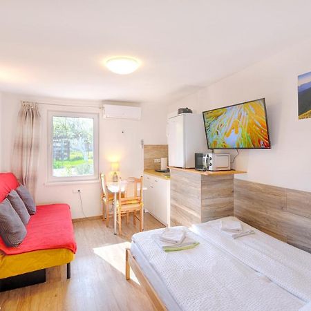 New Studio With Aircon & Free Parking Любляна Екстериор снимка