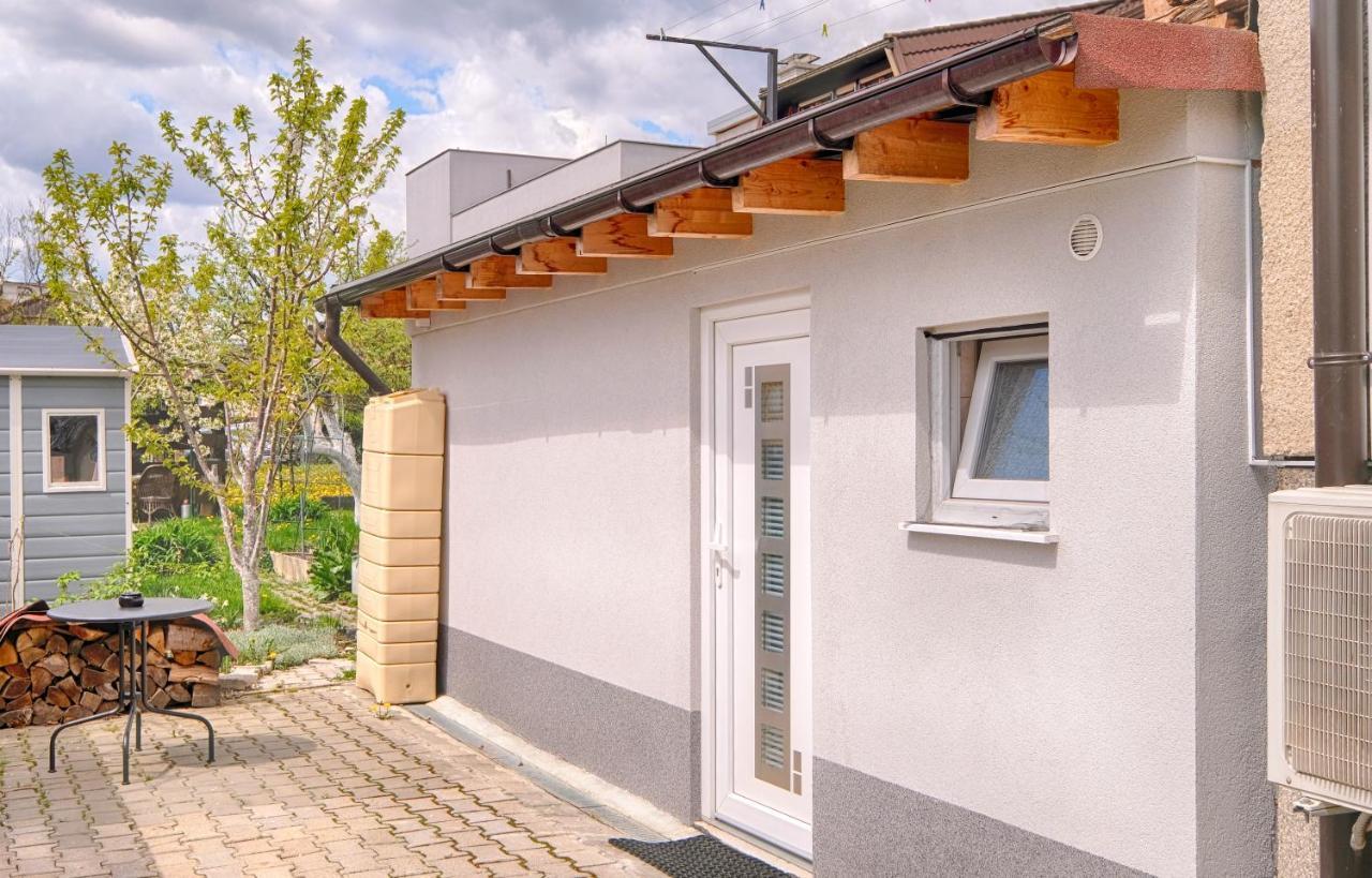 New Studio With Aircon & Free Parking Любляна Екстериор снимка